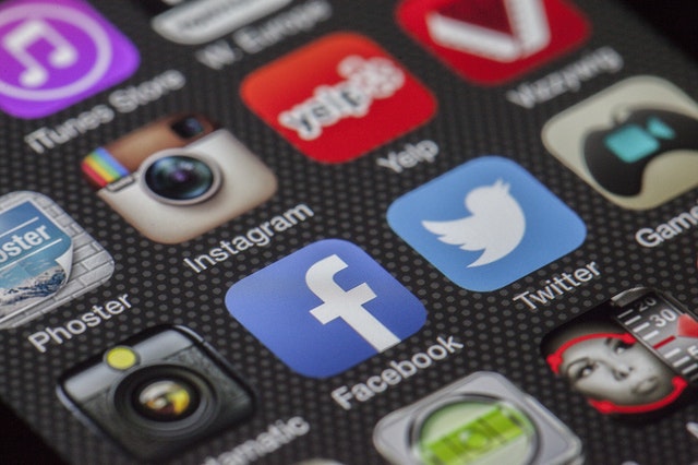 addictive social media apps: happy liberated soul